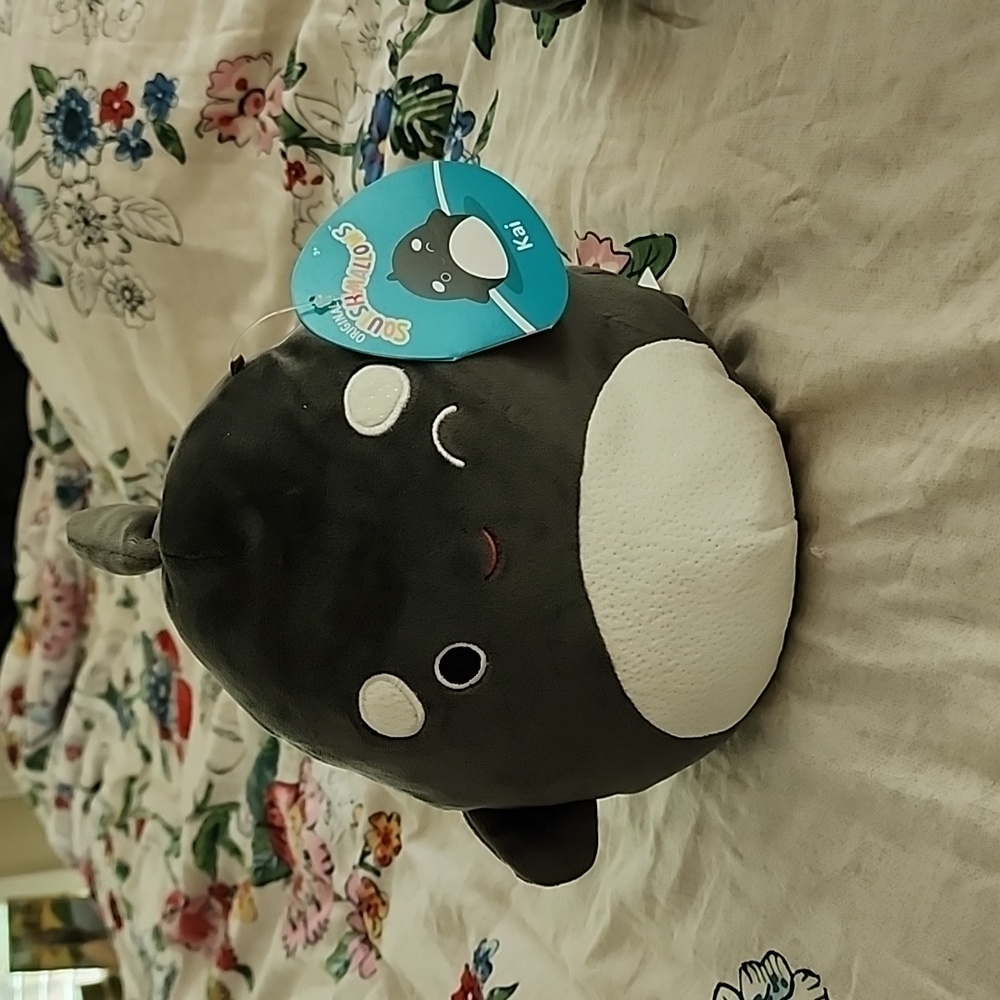 5 squishmellows. - Picture 2 of 2